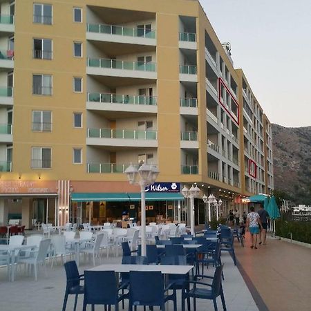 Bruka Apartaments Shëngjin 外观 照片
